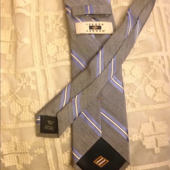 Joseph Abboud gray, blue, white striped necktie
